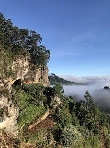 potret tebing watu gribig (lh3.googleusercontent.com)