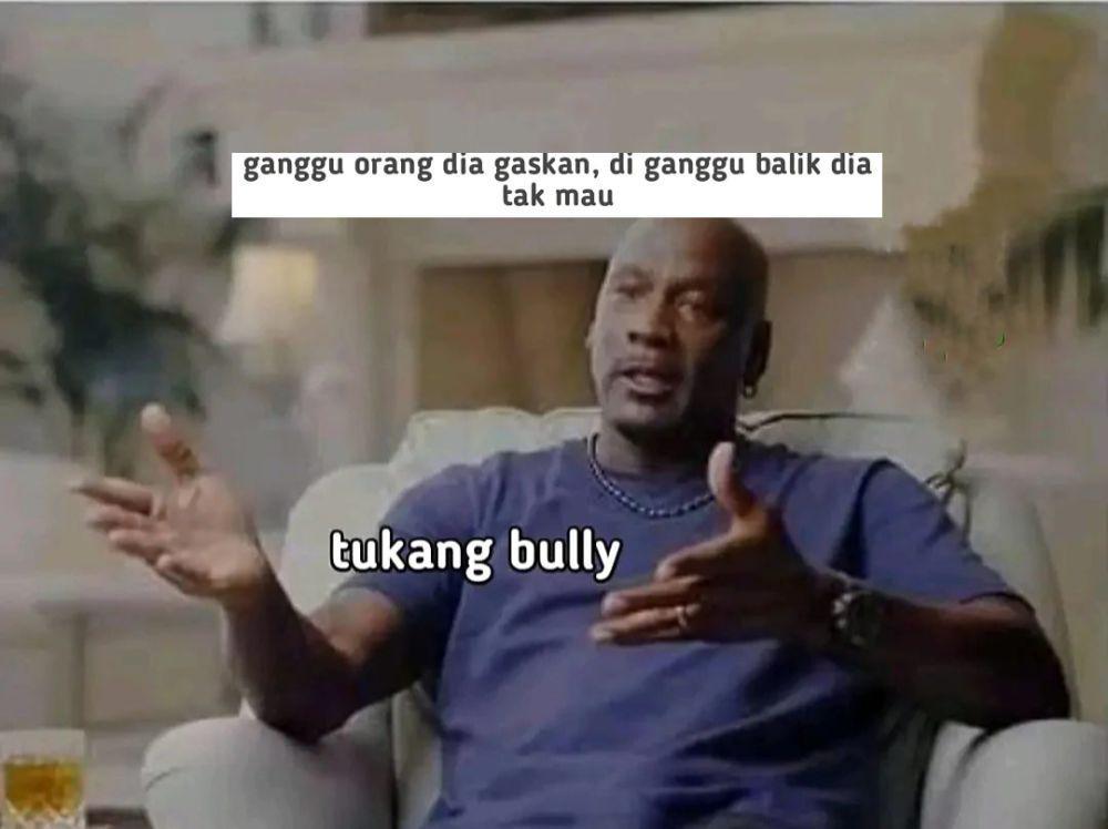 meme pelaku perundungan (instagram.com/randomcurryan)