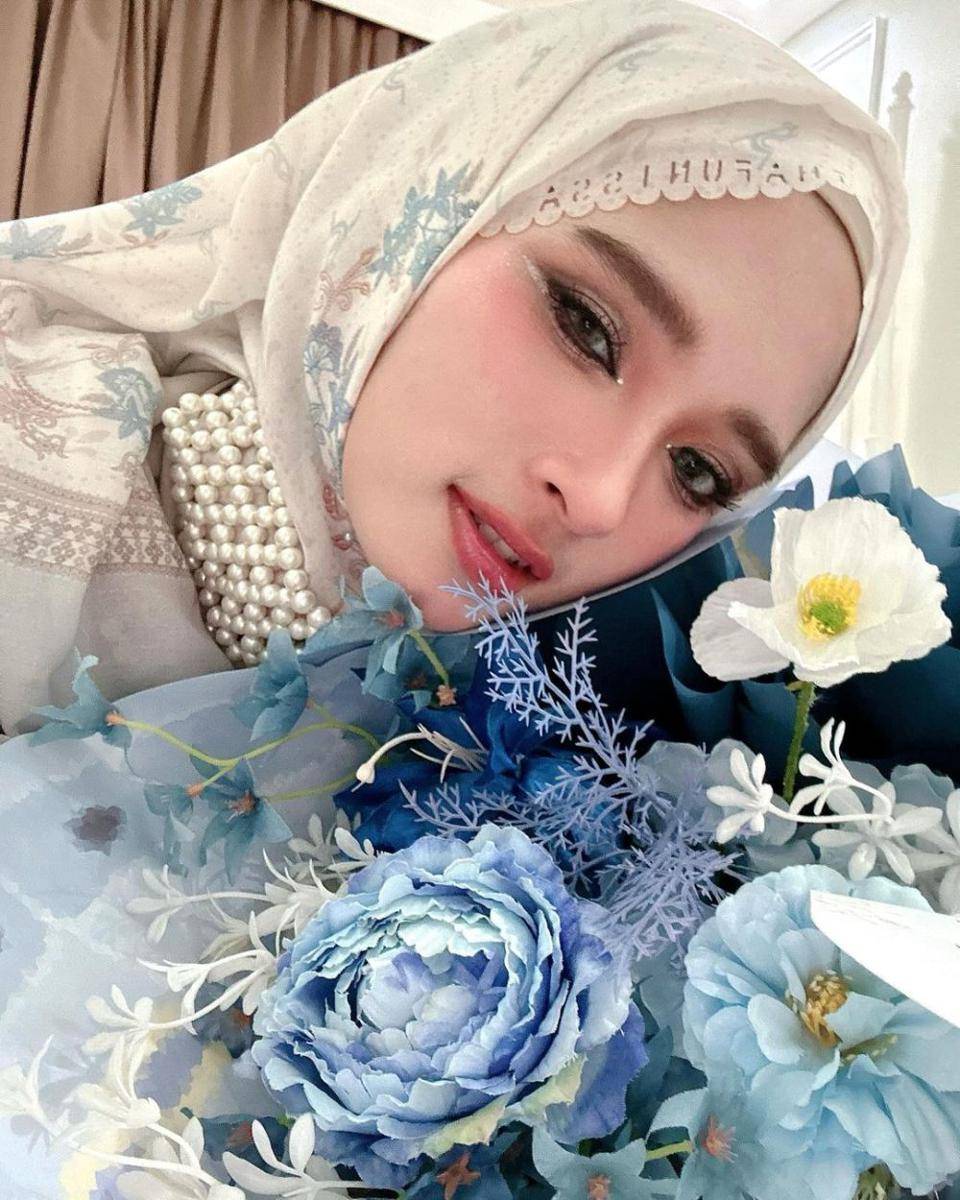 potret Inara Rusli sukses gelar fashion show dari brand fashion miliknya (instagram.com/mommy_starla)