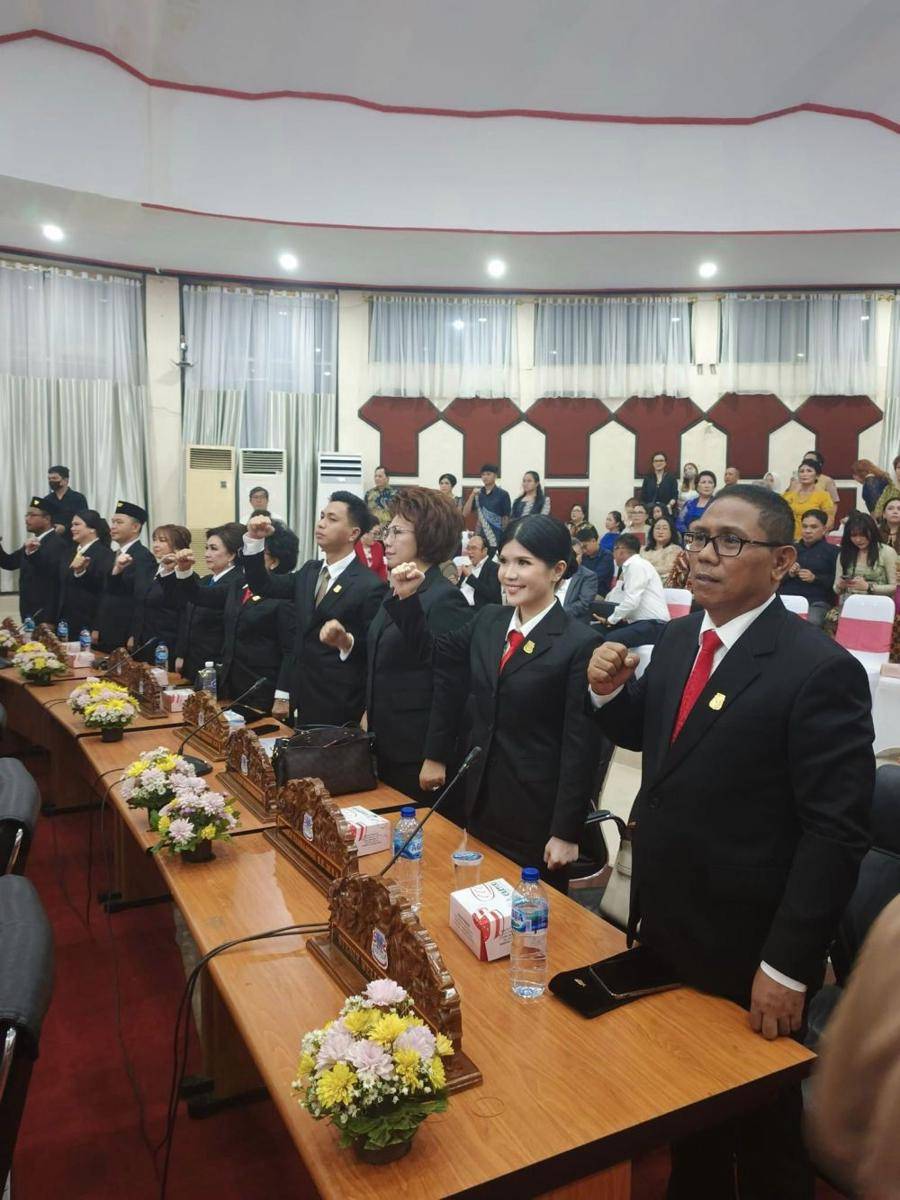 Anggota DPRD Manado periode 2024-2029 dilantik, Rabu (14/8/2024). Dok. Istimewa