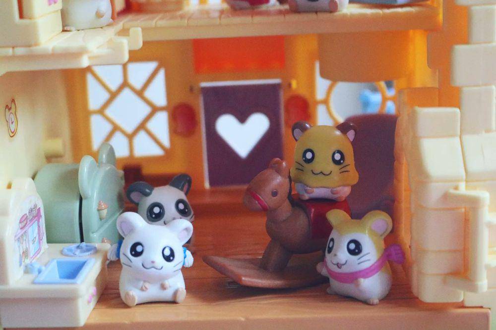 potret koleksi Hamtaro (reddit.com/user/chrominius)