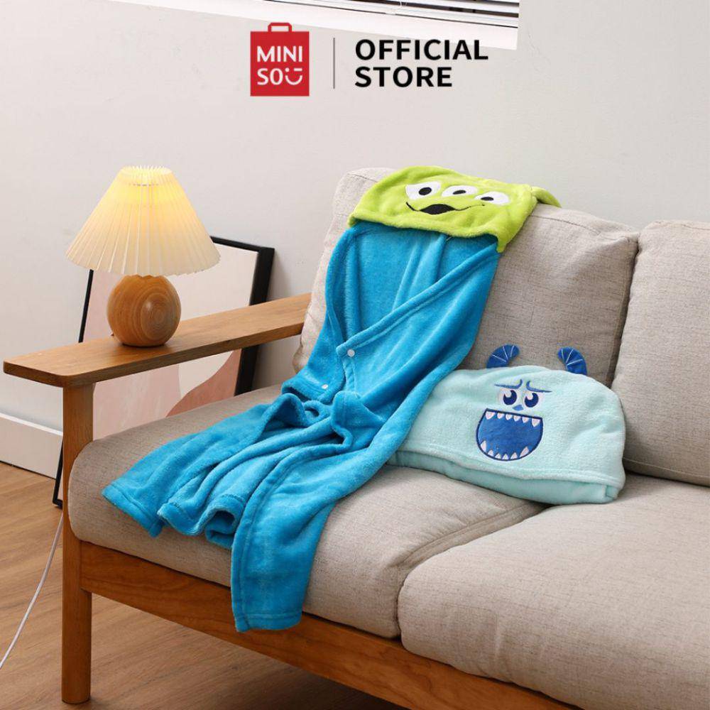 ilustrasi selimut tutup kepala Alien Toy Story (shopee.co.id/MINISO INDONESIA )