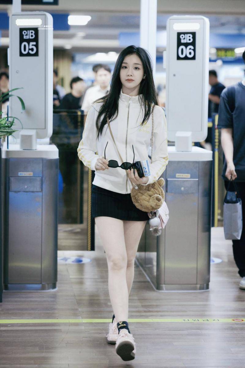 Pharita BABYMONSTER (x.com/Flyaway0826)
