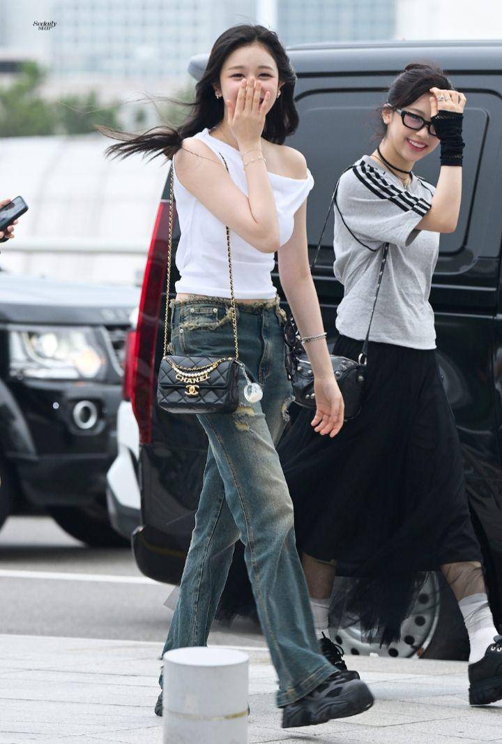 Pharita BABYMONSTER (x.com/sedaily_star)