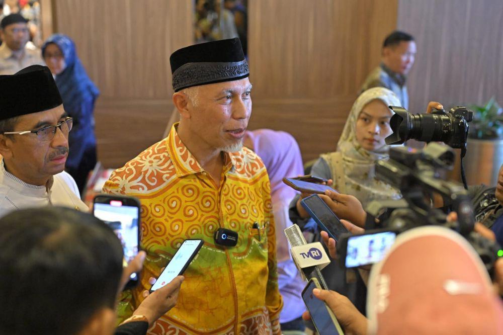 Gubernur dan PPI Sumbar Protes Polemik Paskibraka Lepas Jilbab