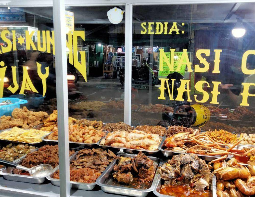 Nasi Kuning Ijay (instagram.com/purwantosigit_r)
