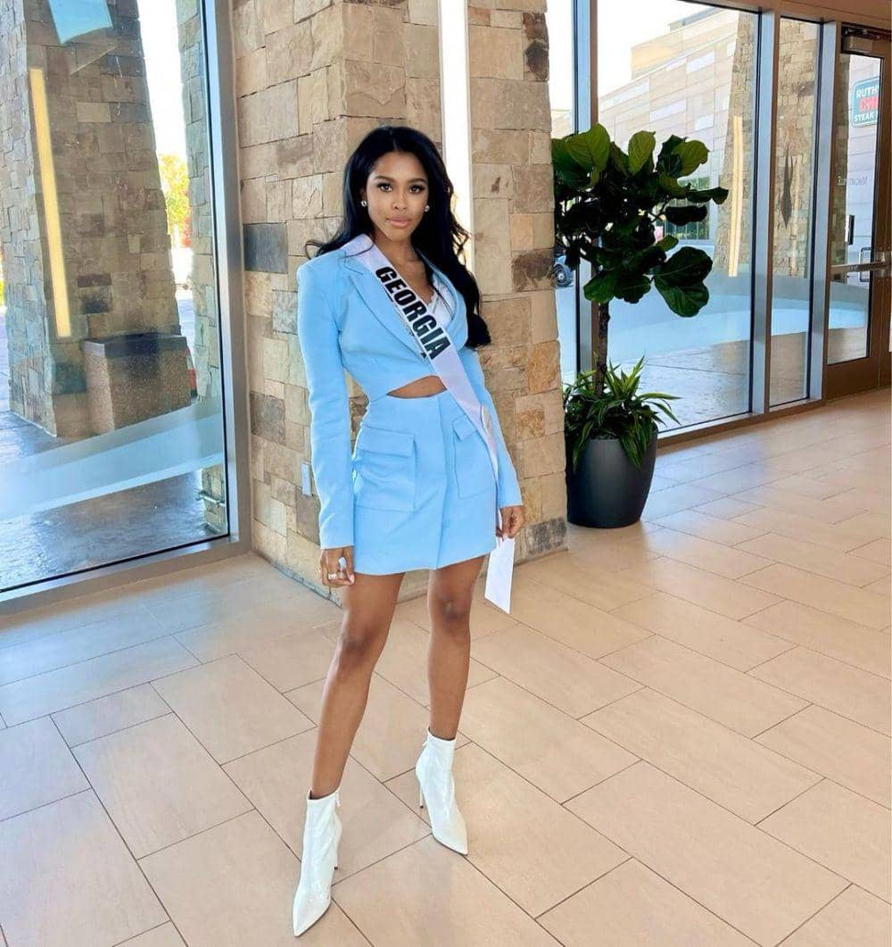 Potret Miss Grand Amerika Serikat 2024 Cora Griffen (Instagram.com/coralynng)