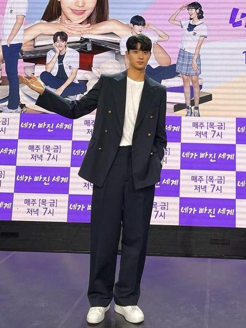 potret Kim Jae Won (instagram.com/rlawodnjs_)