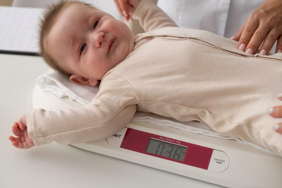 Tabel Berat Badan Bayi Ideal Menurut WHO, Pastikan Sesuai