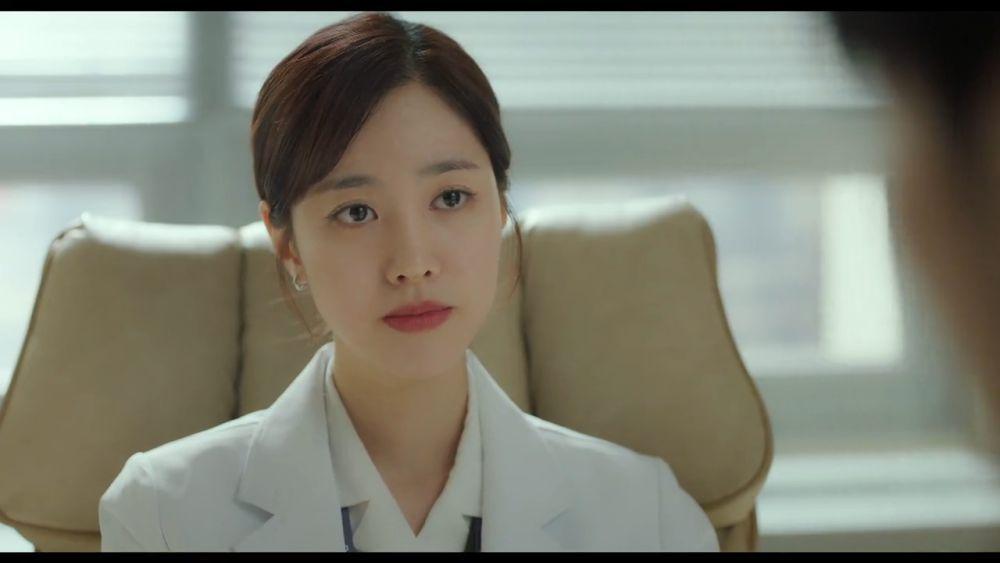8 Perilaku Workaholic Kyung Joo Yeon di Drama Bad Memory Eraser