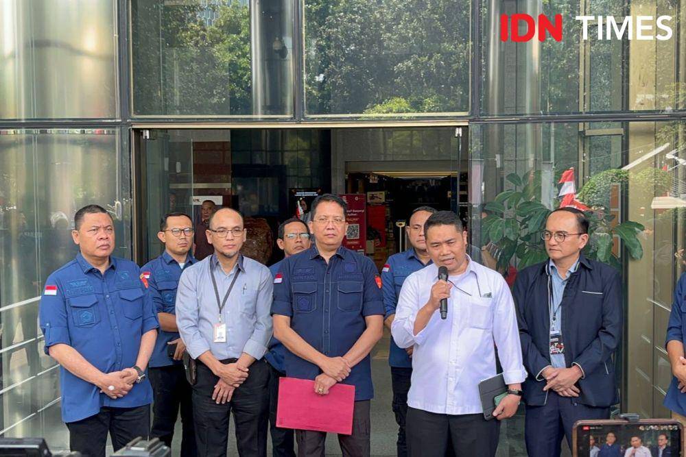 Konferensi Pers Kejaksaan Agung bersama KPK (IDN Times/Aryodamar)