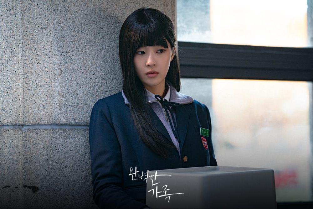 7 Sikap Red Flag Lee Su Yeon di Drakor Perfect Family, Gampang Marah!