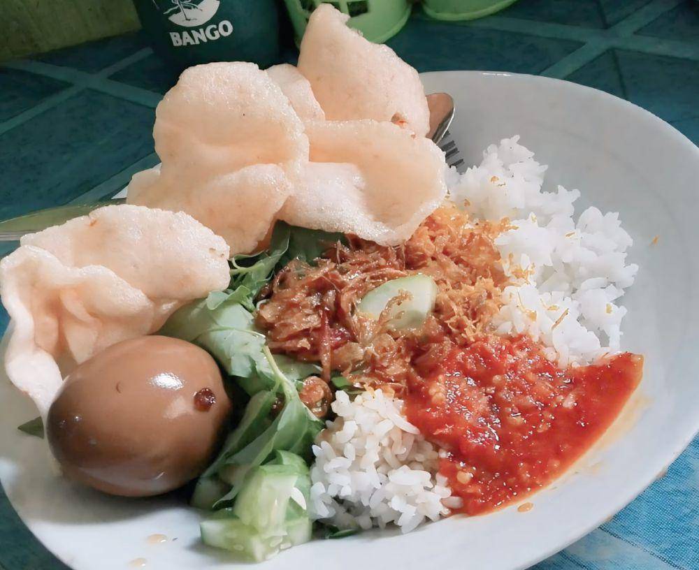 Nasi Ulam dan Nasi Uduk Ibu Yoyo (instagram.com/mankfhiray)
