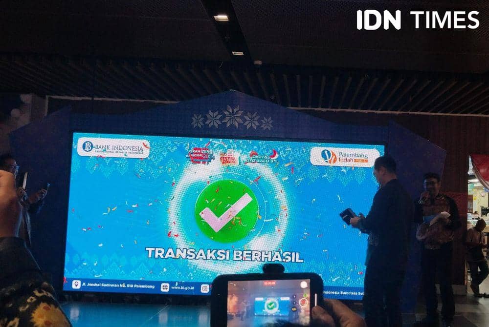 Transaksi QRIS di Sumsel (IDN Times/Feny Maulia Agustin)