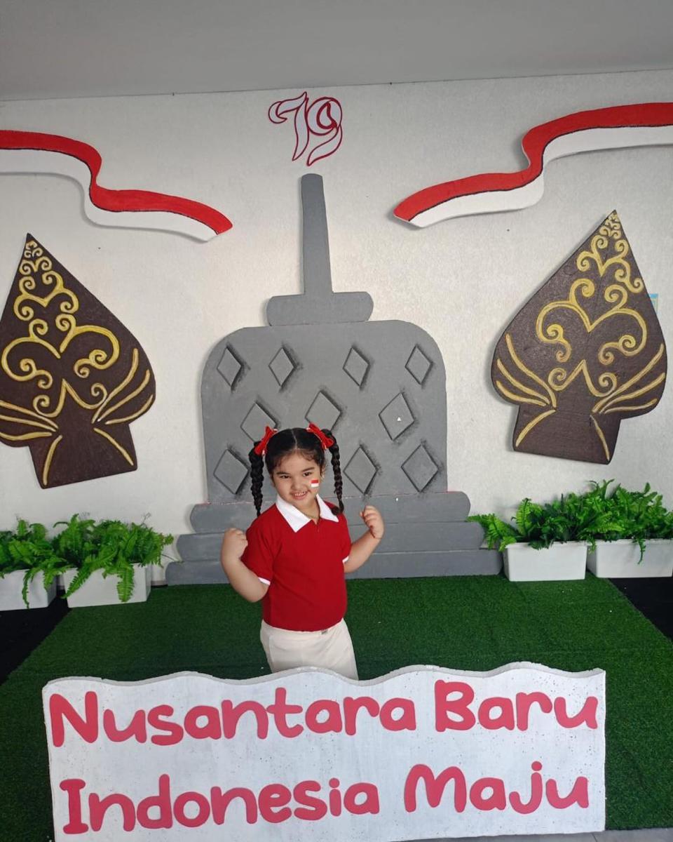 potret anak artis 17-an di sekolah (instagram.com/tasyafarasya)