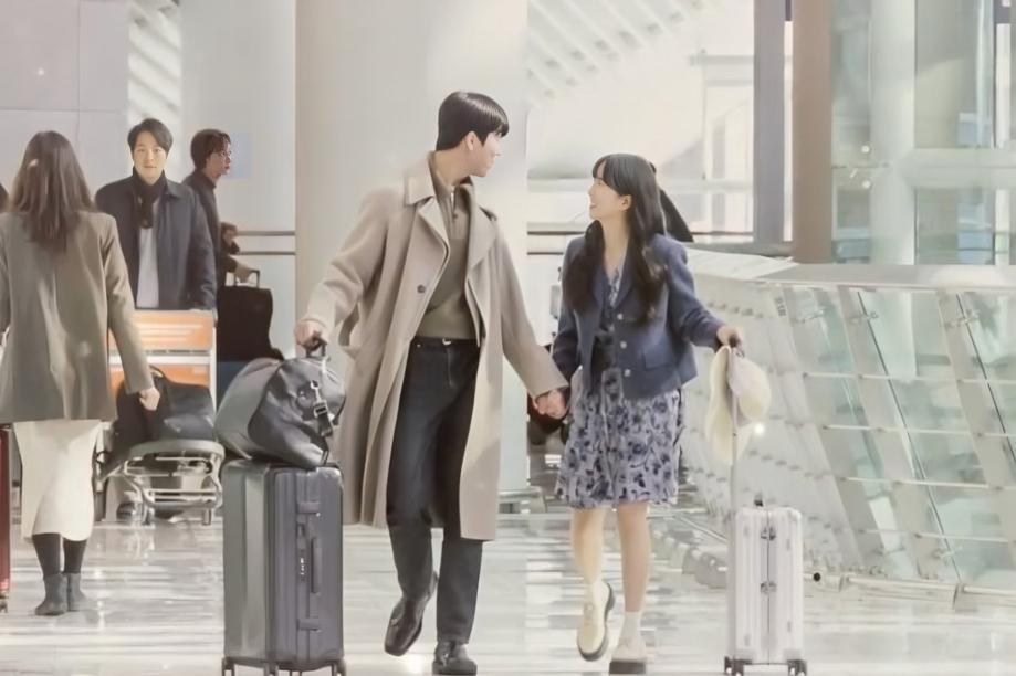 7 Cerminan Hubungan Cinta yang Dewasa di Serendipity's Embrace