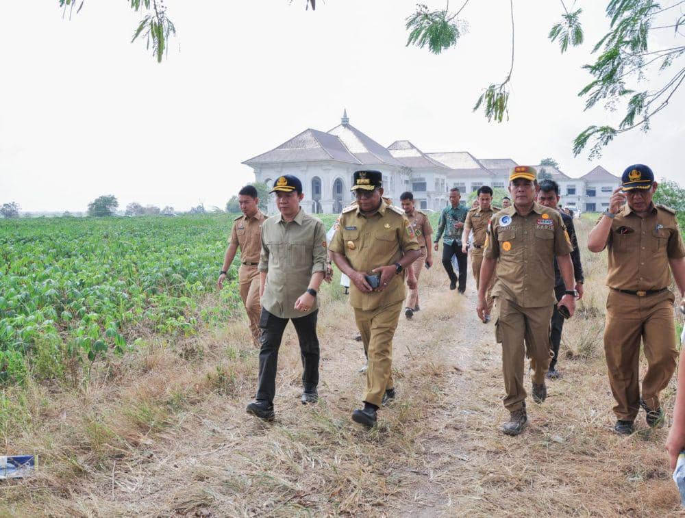 Hampir Rampung, Masyarakat Diajak Saksikan Upacara HUT RI di Kota Baru