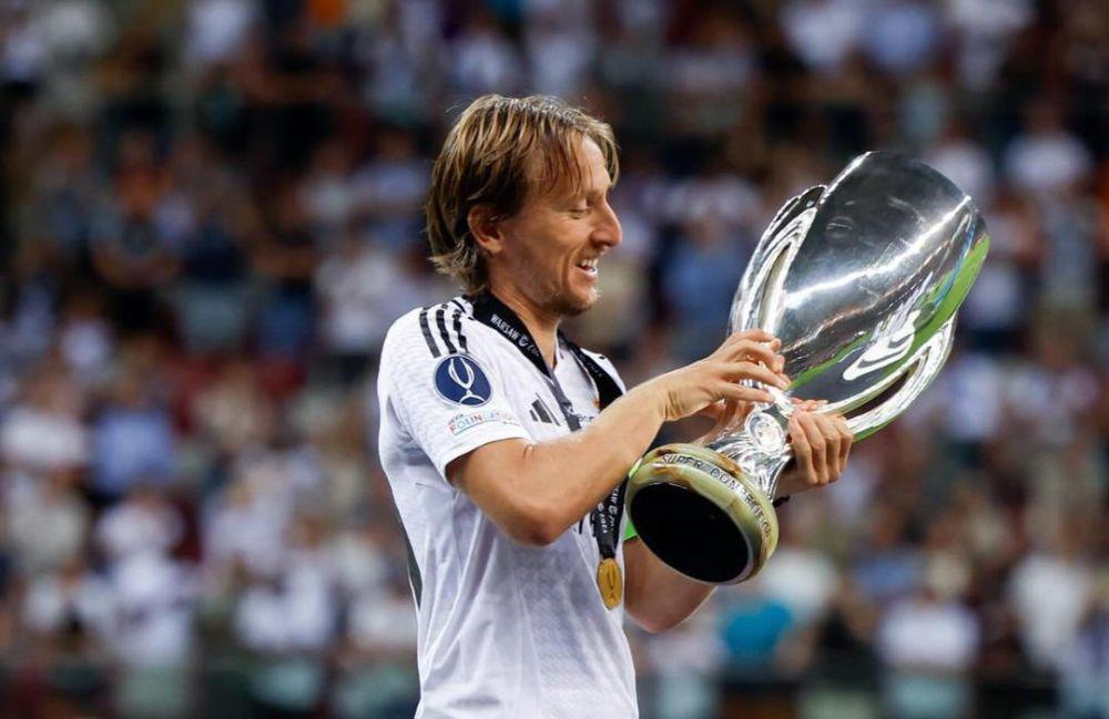 5 Pemain Real Madrid dengan Trofi Terbanyak, Luka Modric Cetak Rekor!