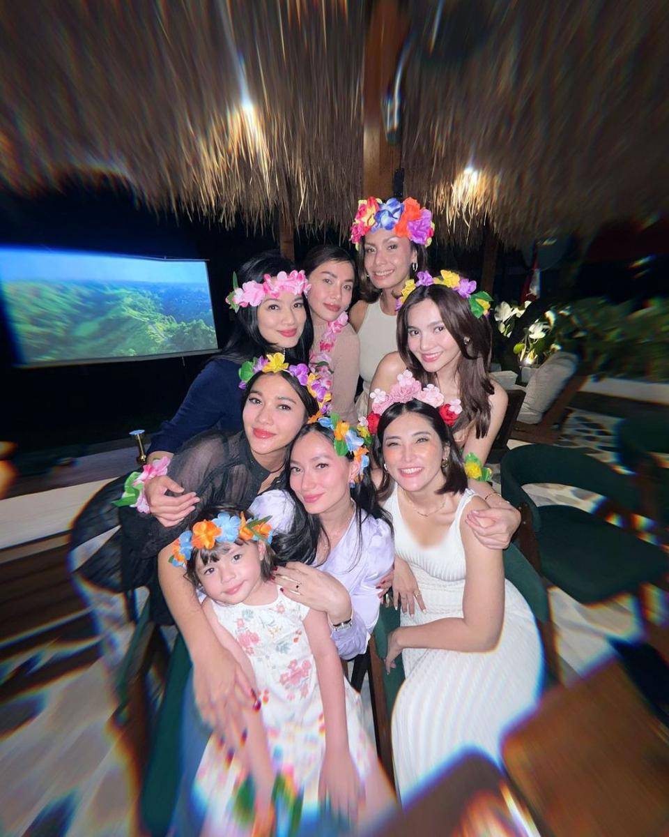 Ulang tahun Eva Anindita di Bali (Instagram.com/asmirandah89)