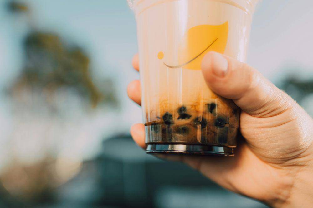 ilustrasi milk tea boba (pexels.com/RDNE Stock project)