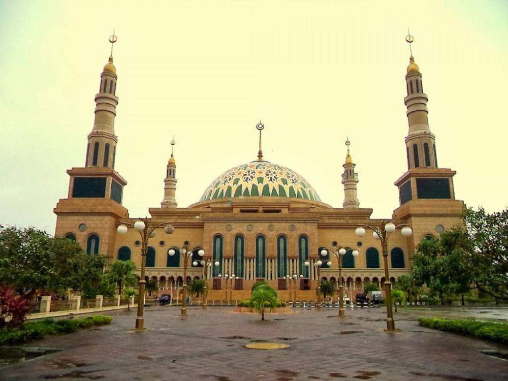 Islamic Center Samarinda (islamiccenterkaltim.org)