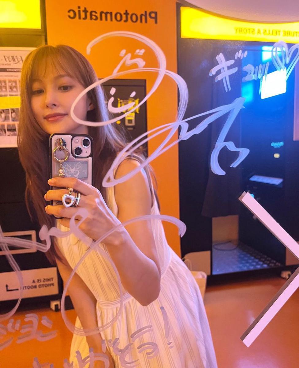 potret reunian Gyuri dengan member KARA (instagram.com/gyuri_88)