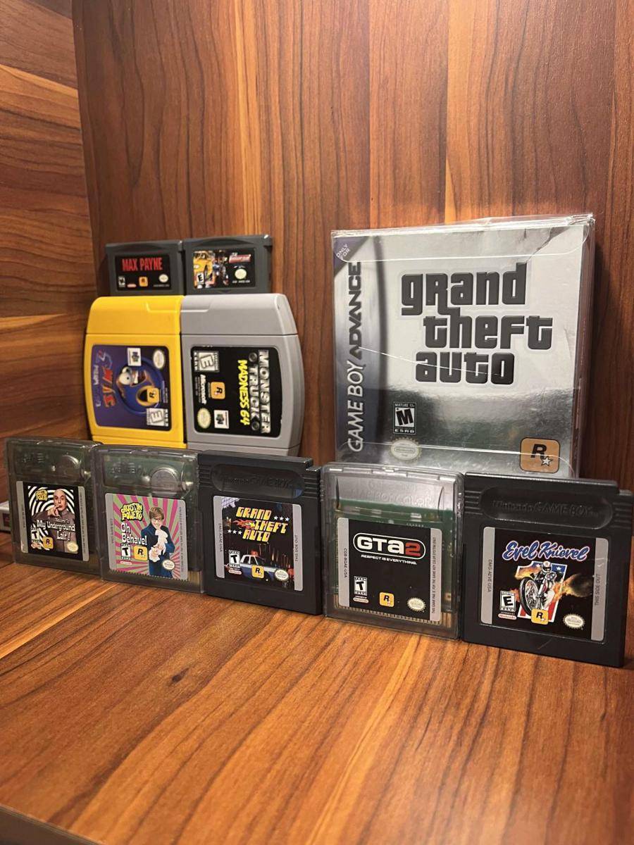 potret koleksi kaset game edisi Rockstar (reddit.com/user/mightycrankshaft)