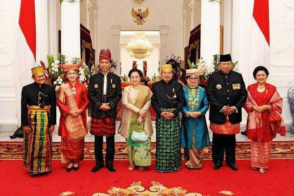 Baju Adat Jokowi-Iriana saat HUT RI dari Tahun ke Tahun (instagram.com)