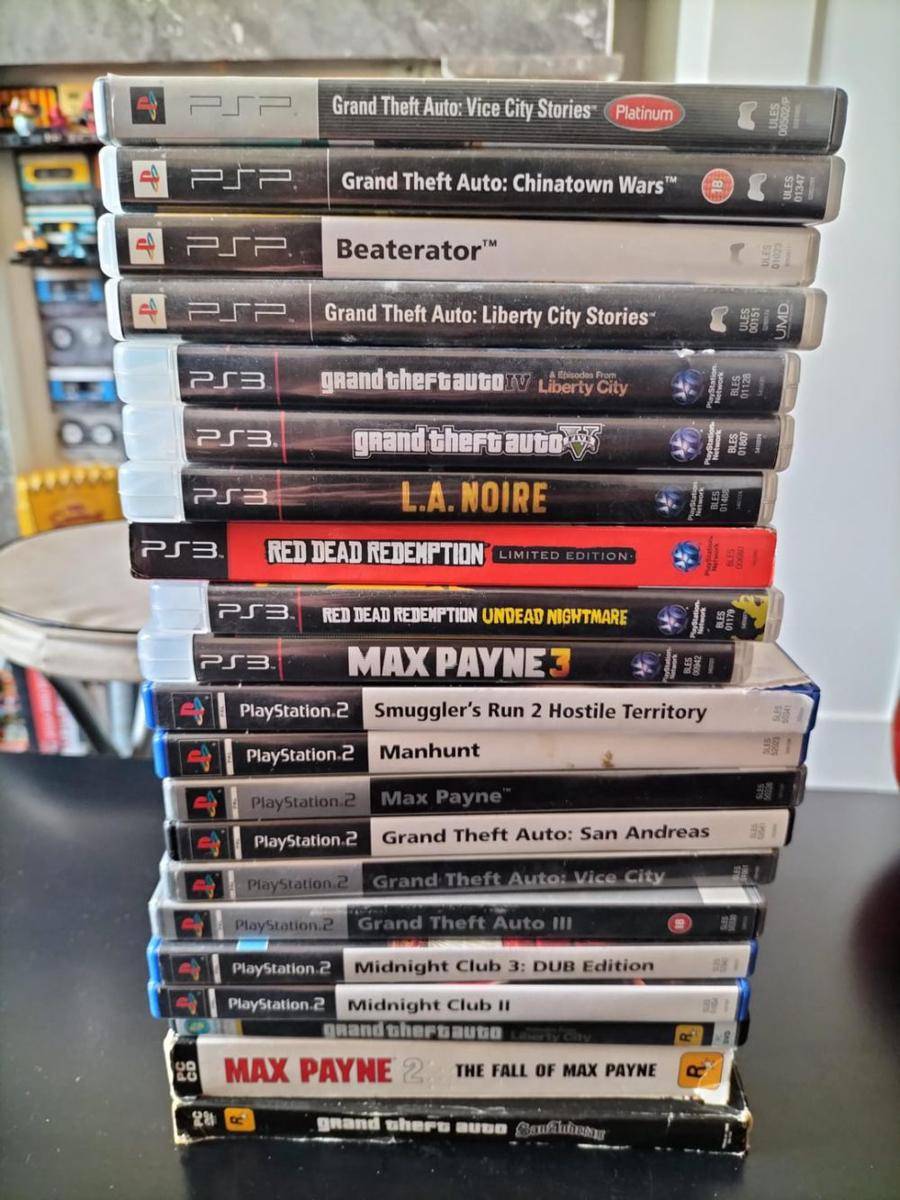 potret koleksi kaset game edisi Rockstar (reddit.com/user/Legal_Resist_305)