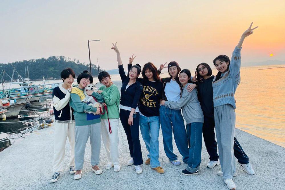 7 Potret Akrab Pemain Film Victory di Real Life, Bestie Asli!
