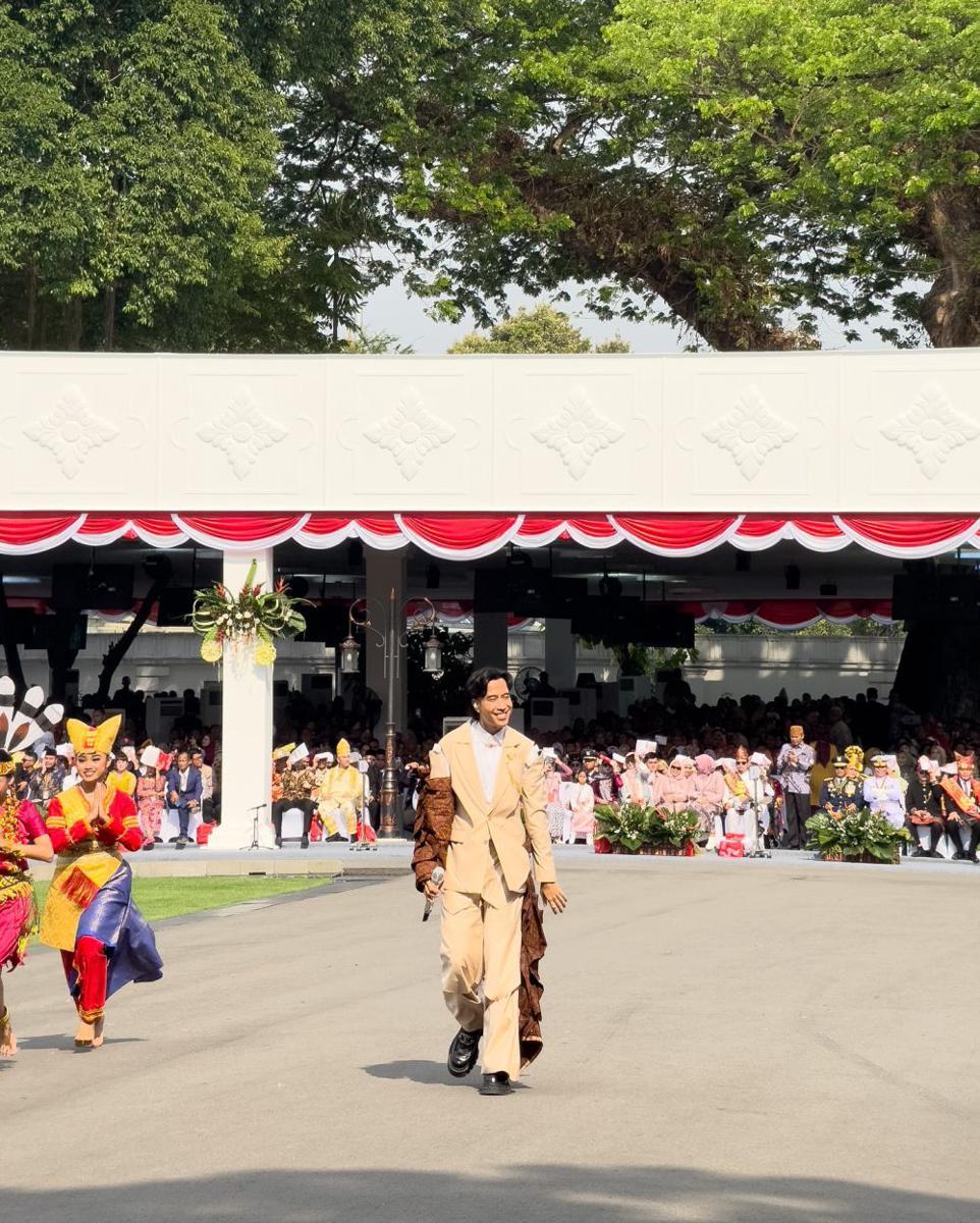 potret Vidi Aldiano tampil di Istana Merdeka Jakarta (instagram.com/vidialdiano)
