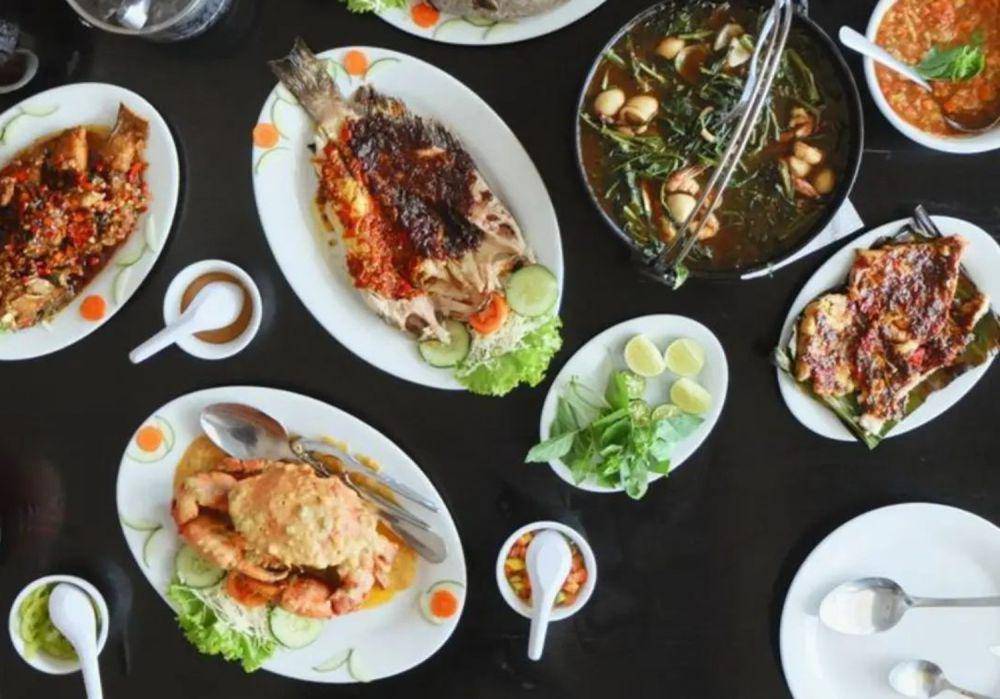 menu makanan di Restaurant Apong Seafood (instagram.com/apongseafood_bpn)