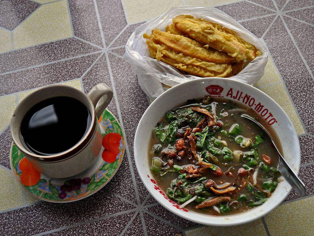 bubur pedas samarinda (commons.wikimedia.org/Wibowo Djatmiko)