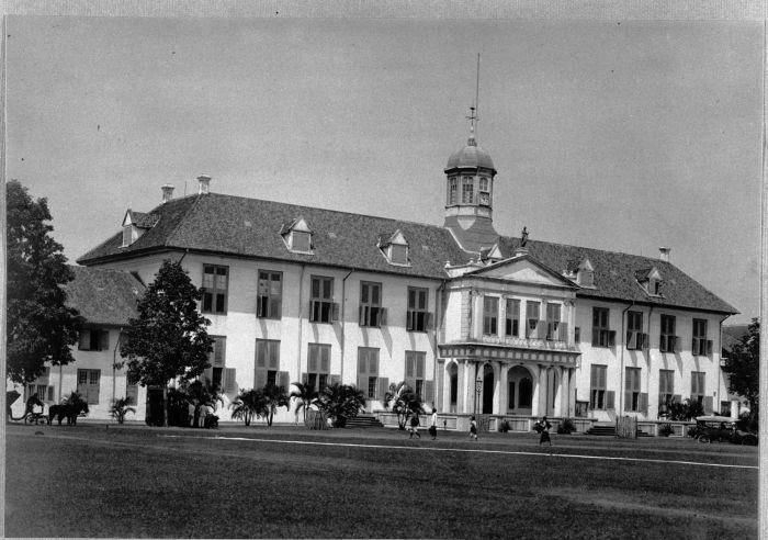gambar Museum Fatahillah di era Penjajahan Belanda (commons.m.wikimedia.org/Collectie Stichting Nationaal Museum van Wereldculturen)