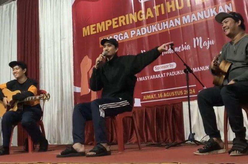 Potret Duta SO7 Tampil di Malam Tirakatan HUT RI Ke-79 di Kampungnya
