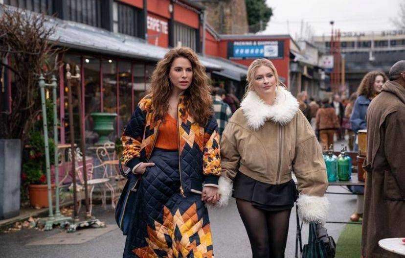 cuplikan Emily in Paris Season 4 Part 1 (Instagram.com/neflixid)