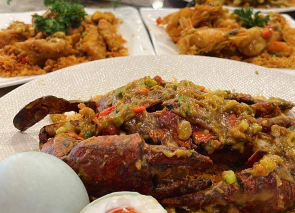 Menu di Ocean's Resto (instagram.com/oceansrestobpn)
