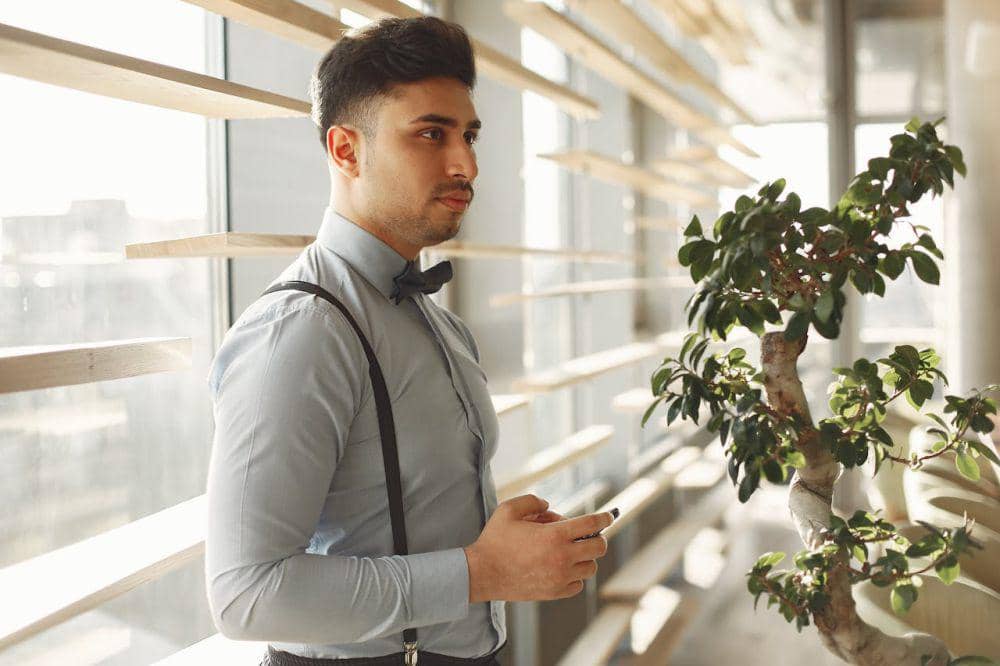 Ilustrasi laki-laki sedang berpikir. (pexels.com/Gustavo Fring)