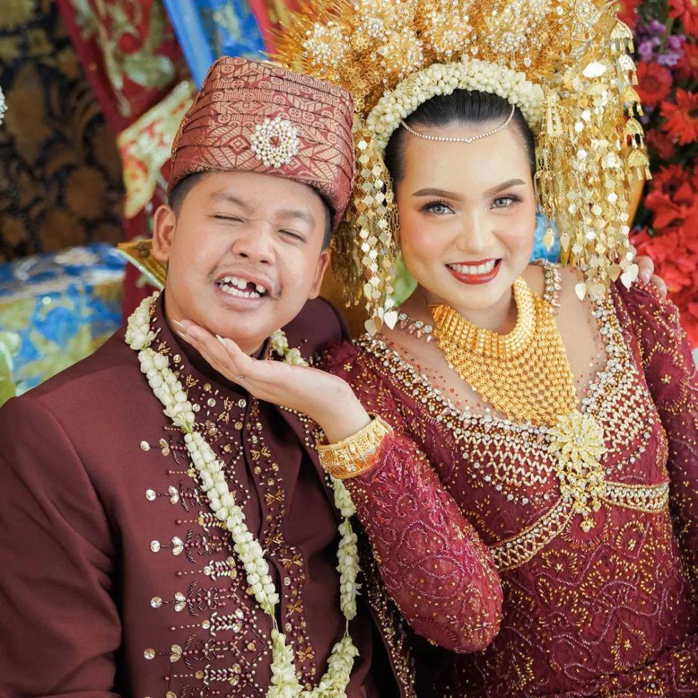 Resepsi pernikahan Dustin Tiffani dan Ditha Amalia. (Story Machine Photo via Instagram.com/luck_ideaproject)