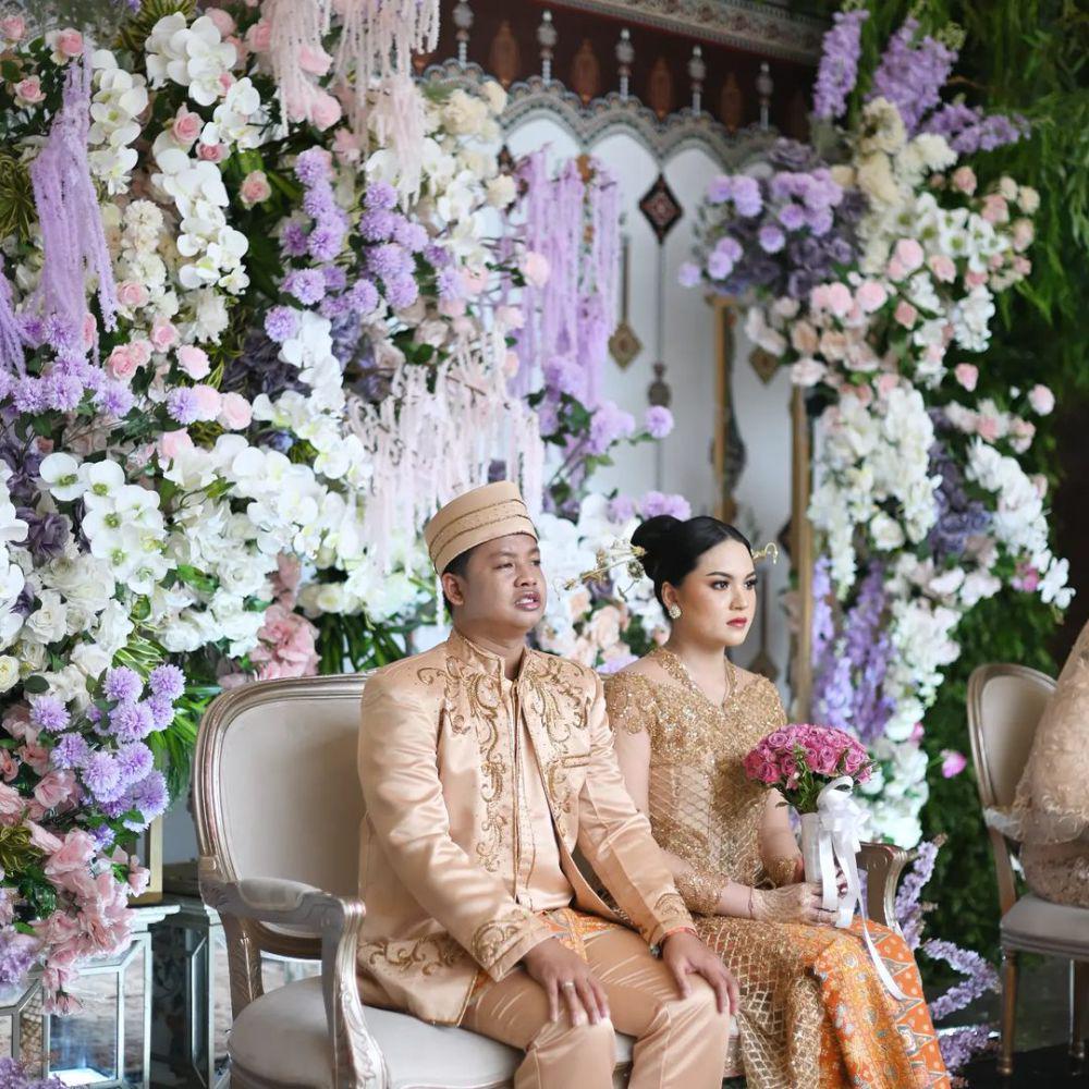 Resepsi pernikahan Dustin Tiffani dan Ditha Amalia. (Story Machine Photo via Instagram.com/luck_ideadecoration)
