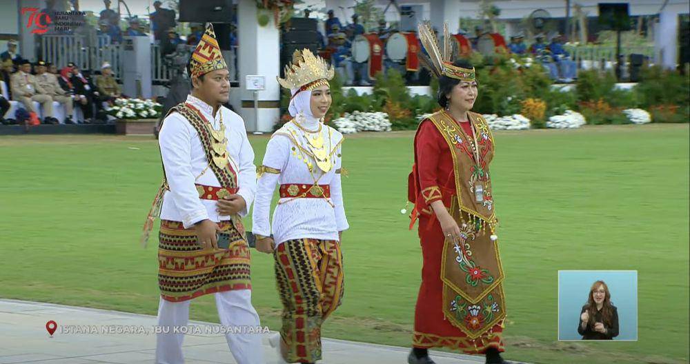 Busana Adat Terbaik saat Upacara HUT ke-79 RI di IKN. (youtube.com/IDN Times)