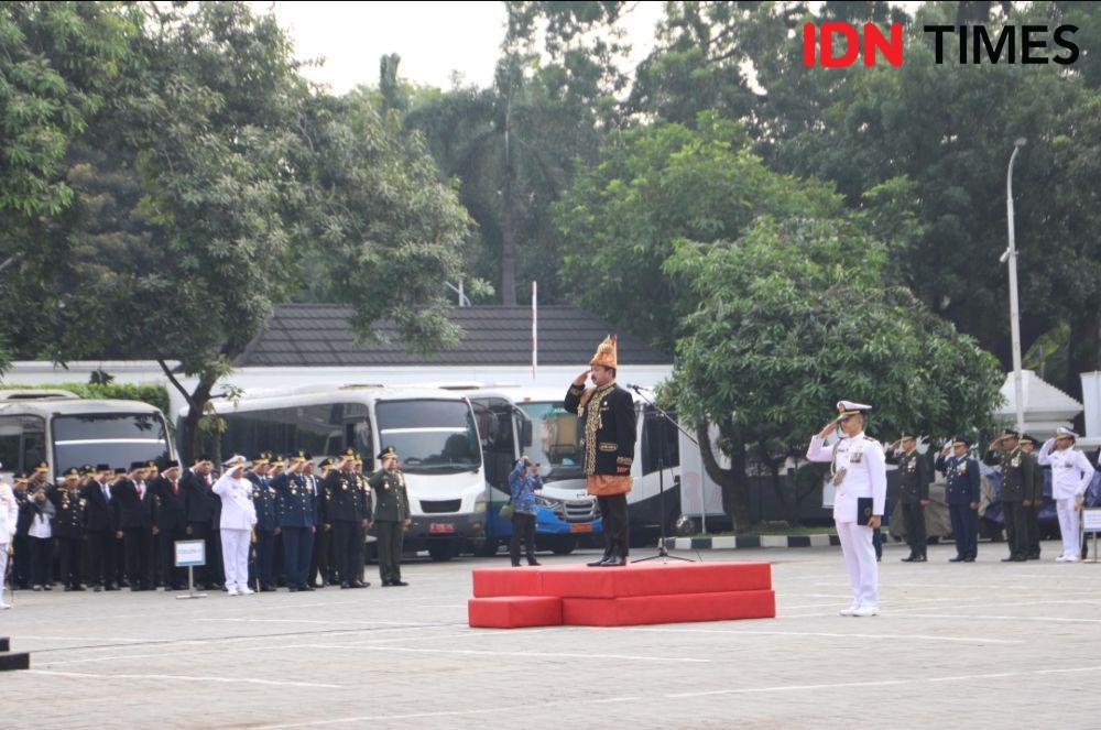 Tak Ikut ke IKN, Menko Polhukam Hadi Upacara HUT ke-79 di Kantornya