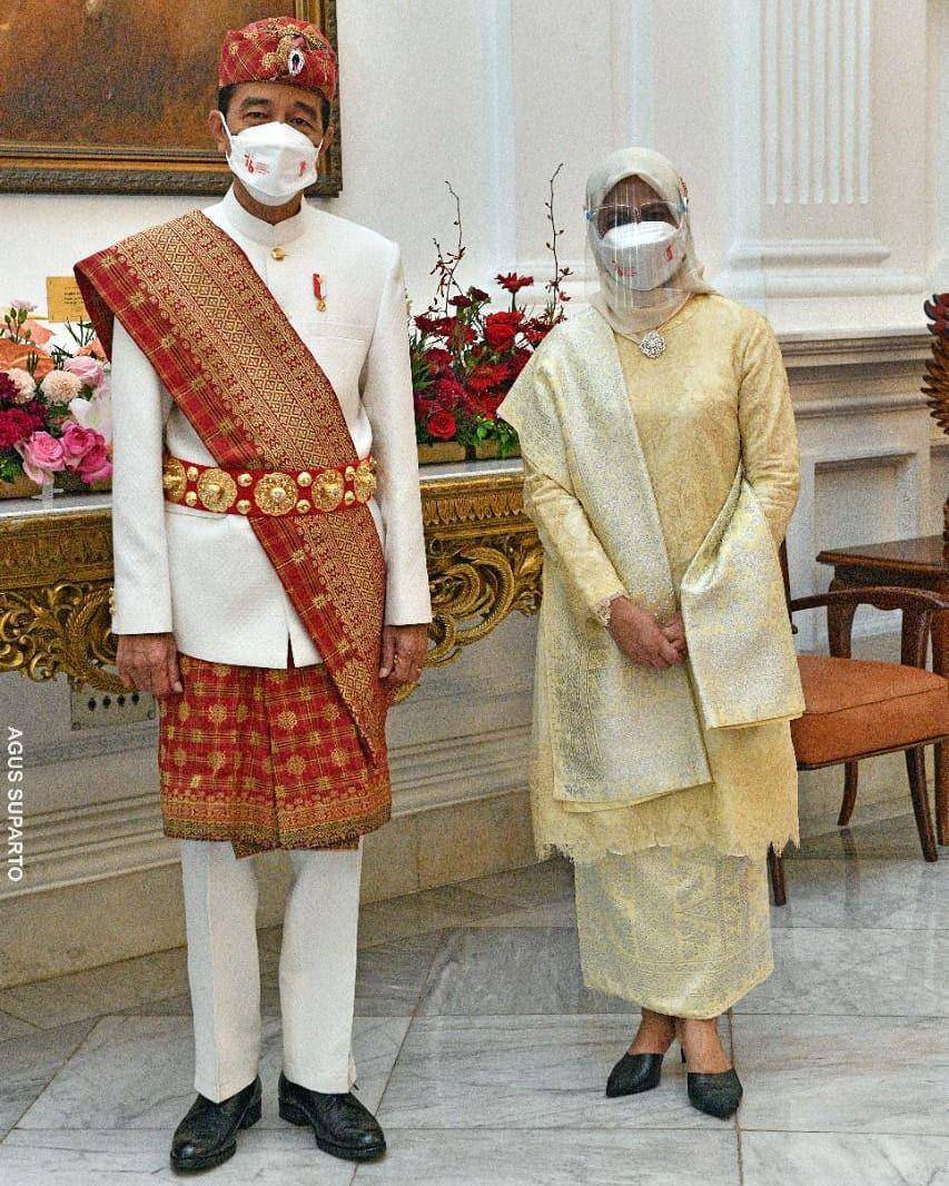 Baju Adat Jokowi-Iriana saat HUT RI dari Tahun ke Tahun. (instagram.com/jokowi)