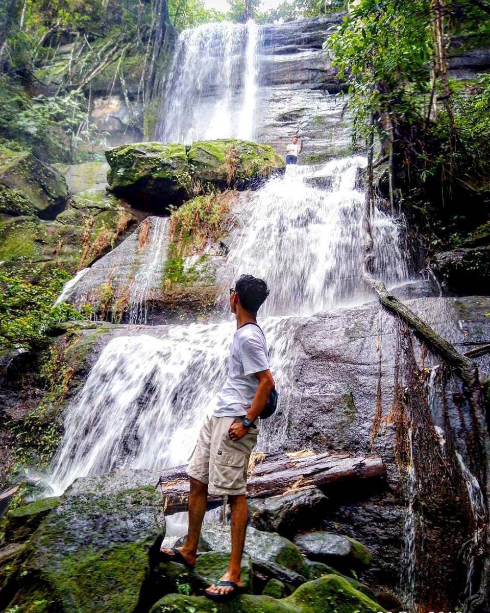 Air Terjun Minanga, Kabupaten Banjar (instagram.com/rachim.33)