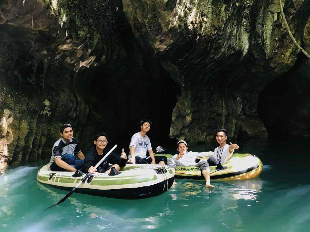 Gua Limbuhang, Kabupaten Hulu Sungai Tengah (instagram.com/ridhoamrosy)