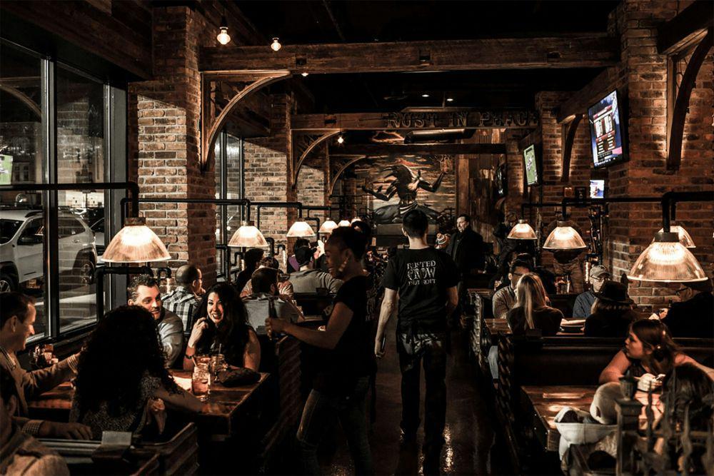 5 Restoran Nyaman di Seminyak buat Makan Malam
