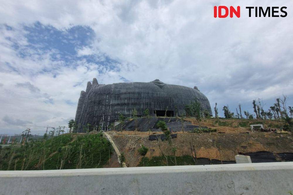 Potret Istana Garuda IKN tampak belakang (IDN Times/Ilman Nafi'an)
