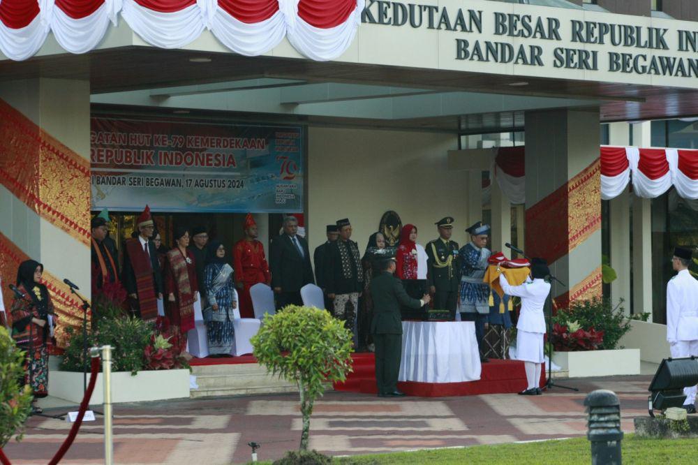 Upacara pengibaran bendera HUT ke-79 RI (Dok. KBRI Brunei Darussalam)