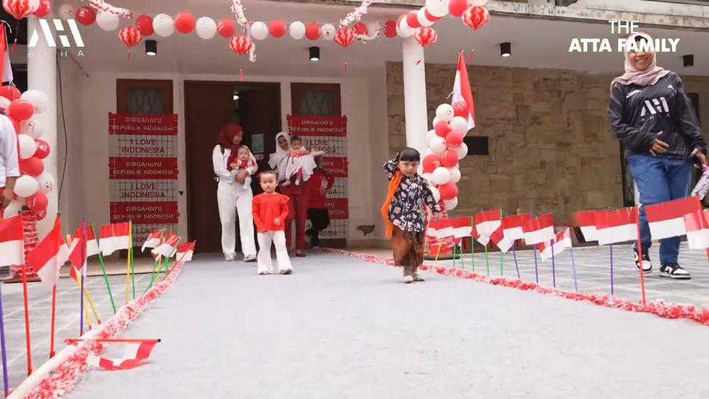 potret Ameena ikut 17-an (youtube.com/attahalilintar)