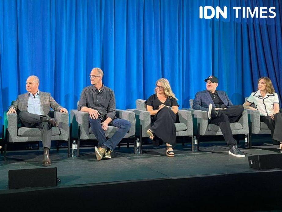 Para eksekutif studio Disney di D23 (IDN Times/Triadanti)